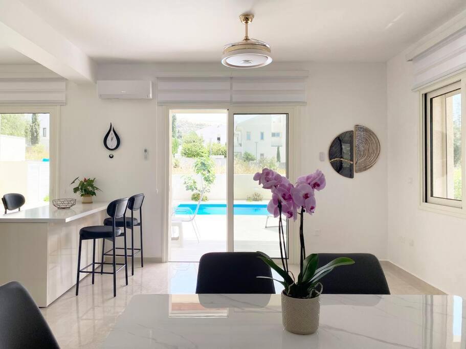 Brand New 4 Bedroom Villa In Palodeia Palodia 외부 사진